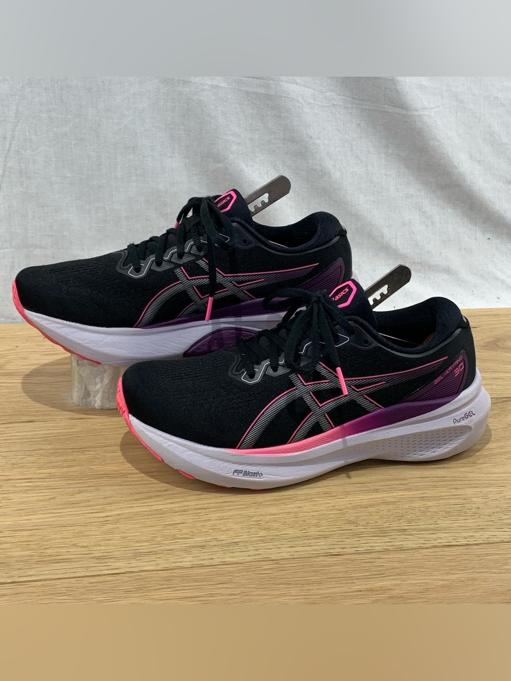 ASICS Gel-Kayano 30 Women's Size 8 Running Shoes Black Pink Lilac Hint 1012B357